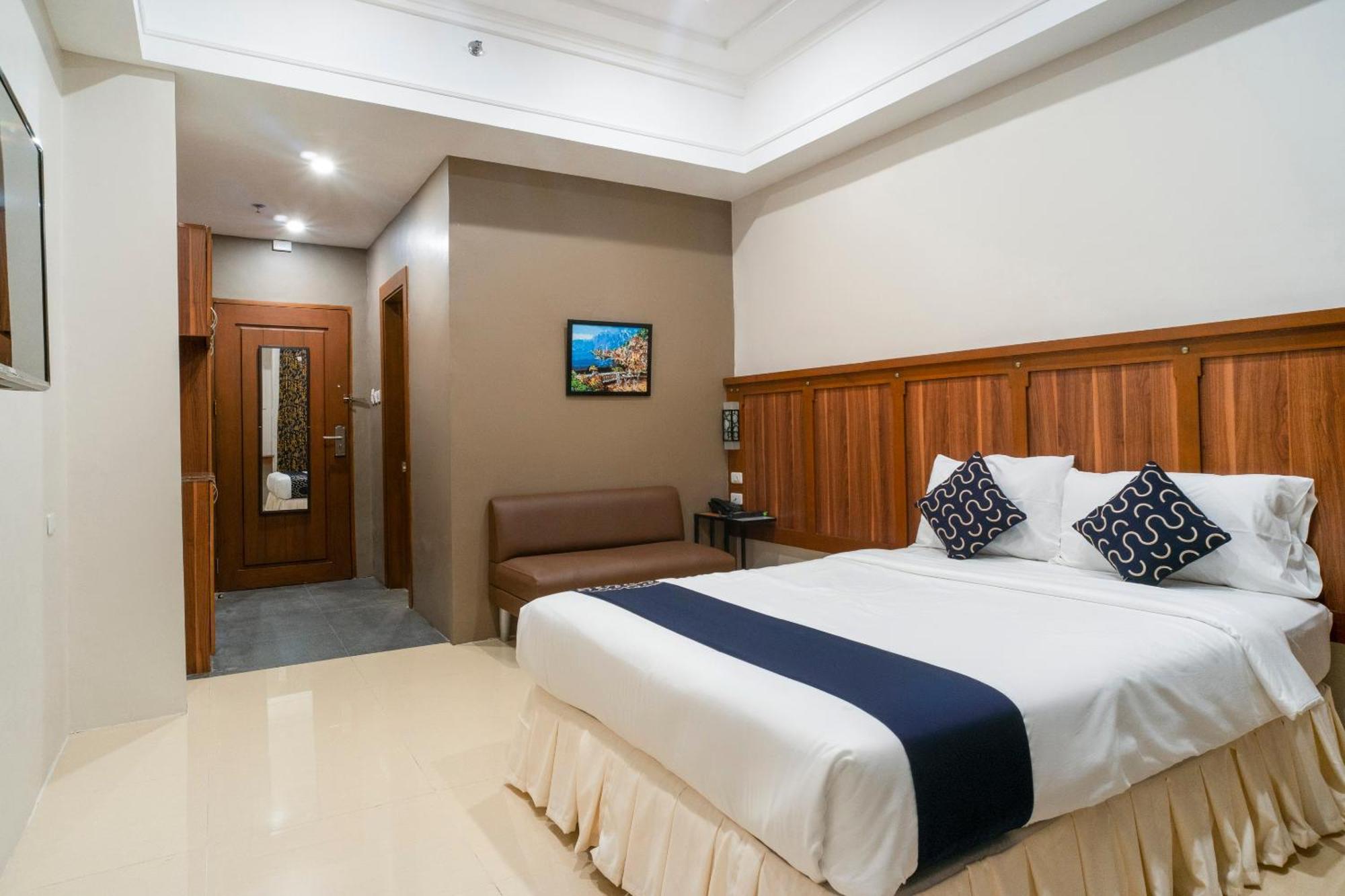 Capital O 460 World Palace Hotel Davao Экстерьер фото