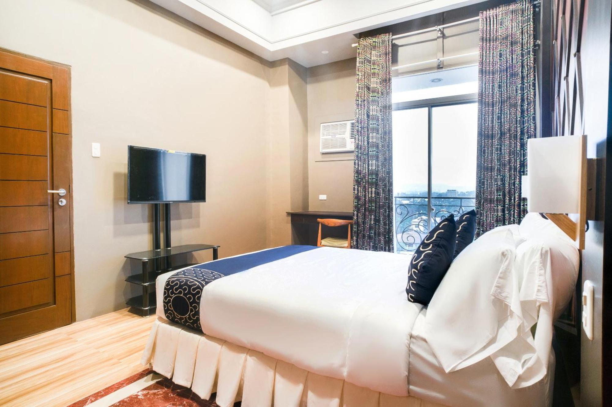 Capital O 460 World Palace Hotel Davao Экстерьер фото