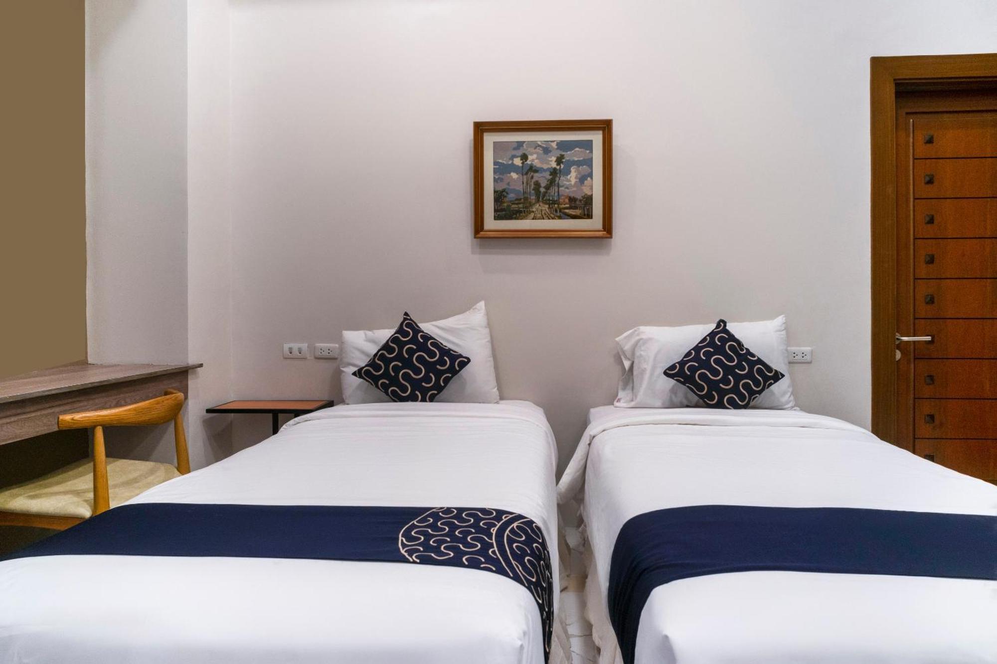 Capital O 460 World Palace Hotel Davao Экстерьер фото