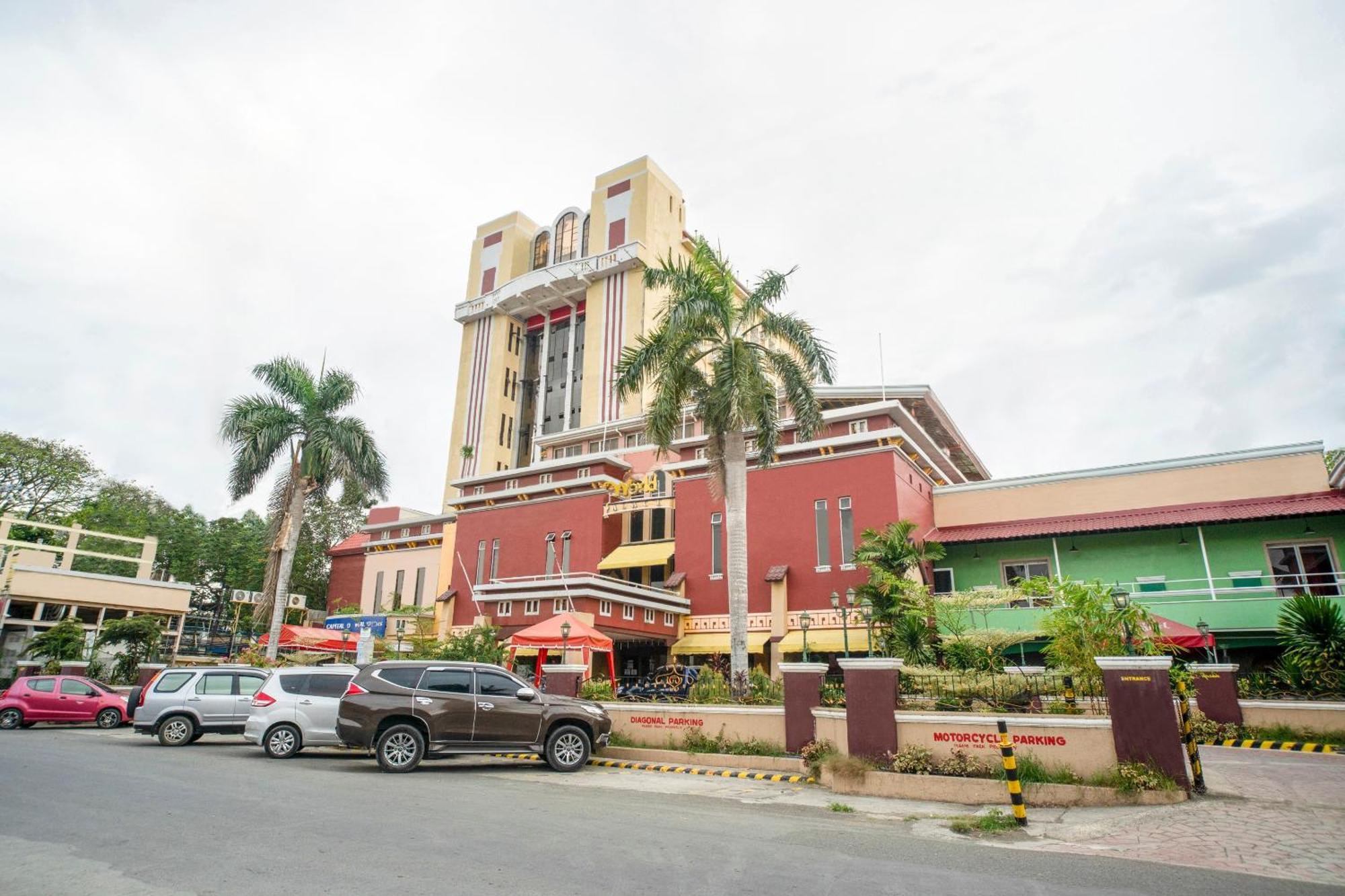 Capital O 460 World Palace Hotel Davao Экстерьер фото