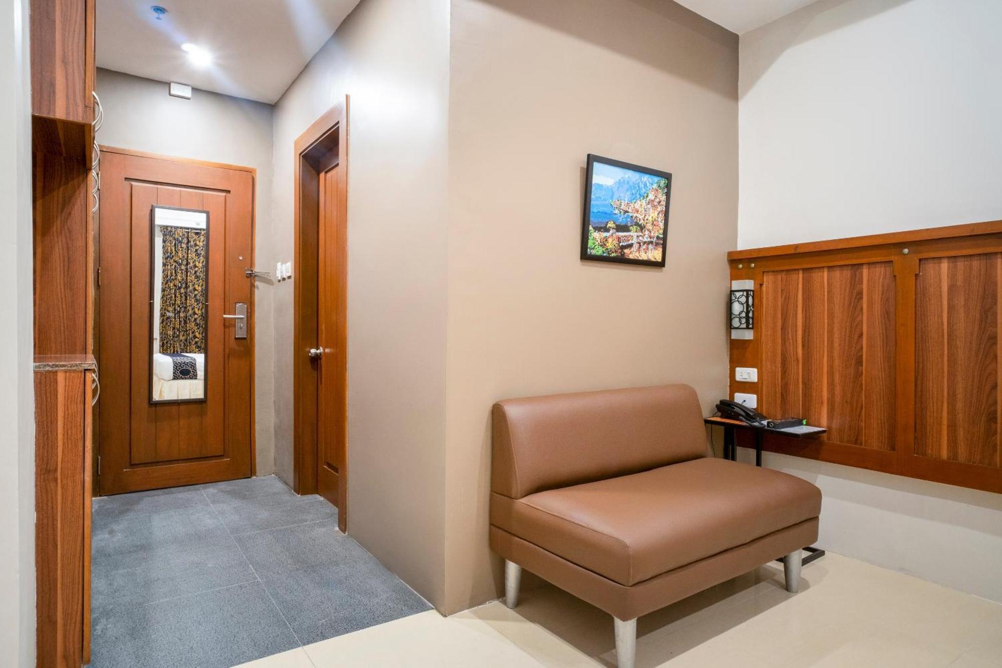 Capital O 460 World Palace Hotel Davao Экстерьер фото