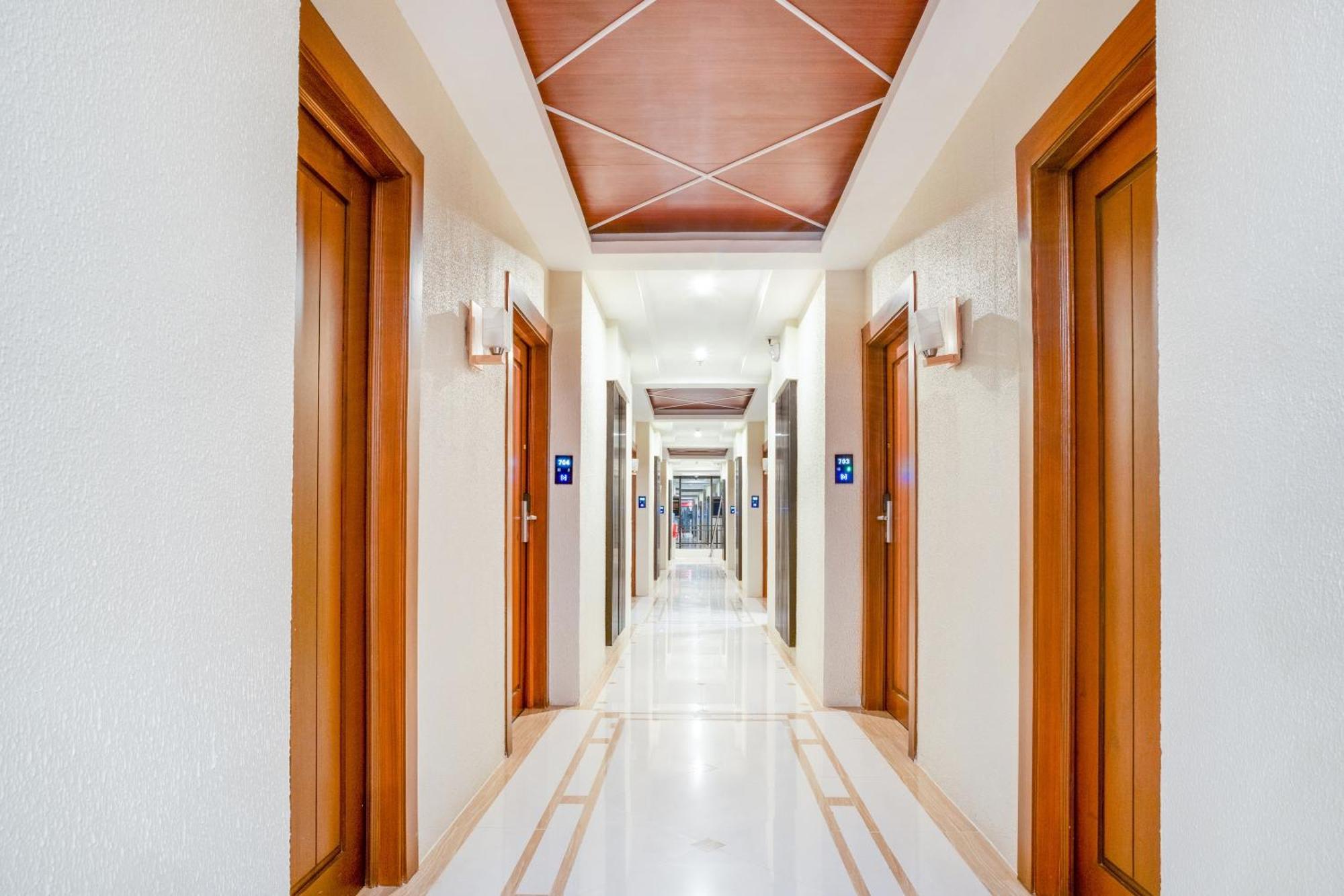 Capital O 460 World Palace Hotel Davao Экстерьер фото